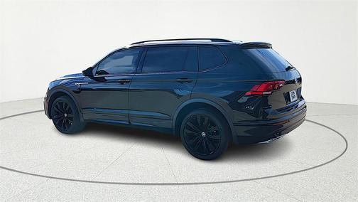 2021 Volkswagen Tiguan 2.0T SE R-Line Black
