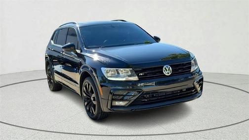 2021 Volkswagen Tiguan 2.0T SE R-Line Black