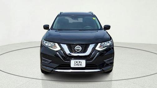 Magnetic Black 2019 Nissan Rogue SV
