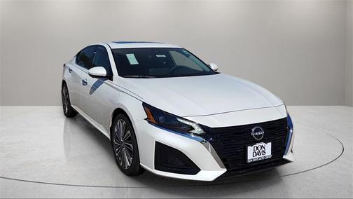 2025 Nissan Altima SL