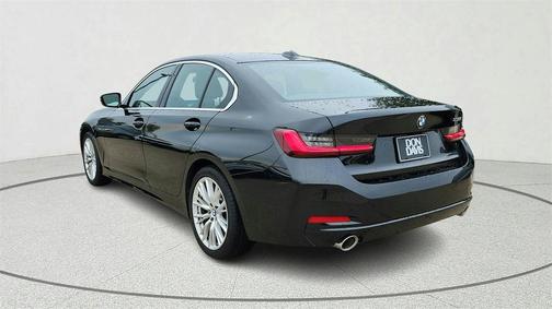 2024 BMW 330 i