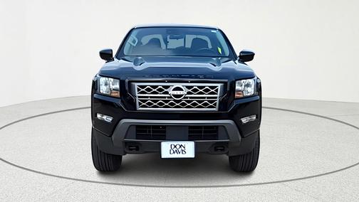 Black 2024 Nissan Frontier SV