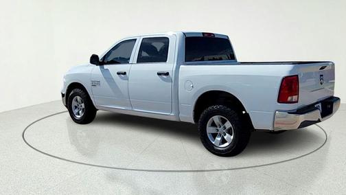 Bright White Clearcoat 2023 RAM 1500 Classic SLT