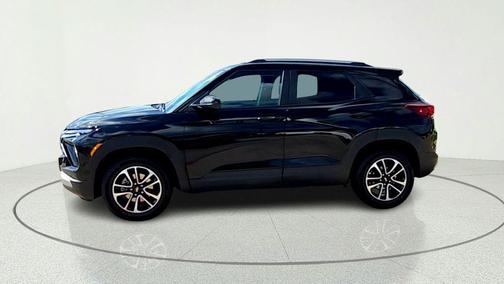 Mosaic Black Metallic 2024 Chevrolet Trailblazer LT