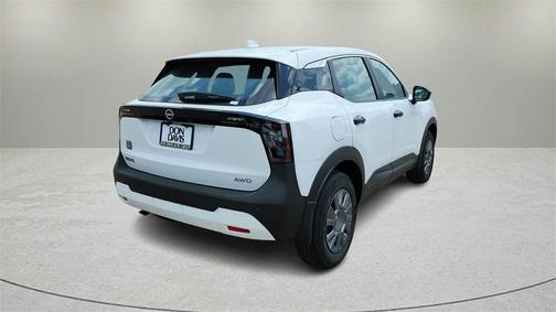 2025 Nissan Kicks S