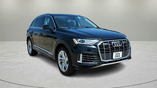 2022 Audi Q7 55 Premium Plus