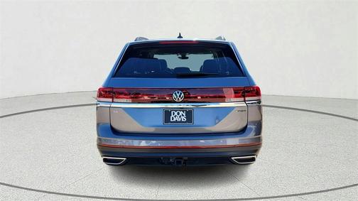2024 Volkswagen Atlas 2.0T SE