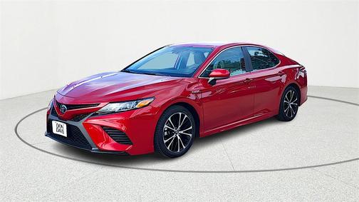 2019 Toyota Camry Hybrid SE