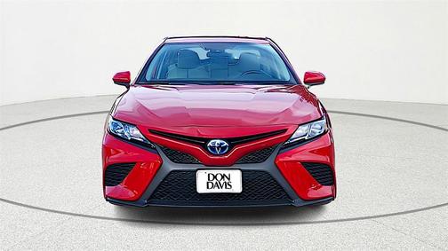 2019 Toyota Camry Hybrid SE