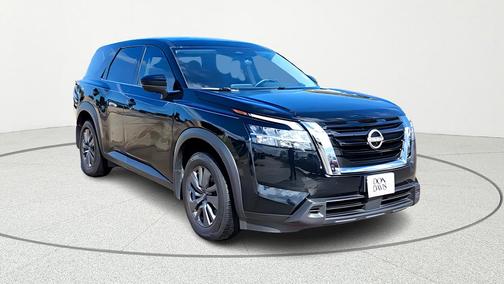 2022 Nissan Pathfinder S