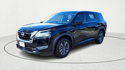 2022 Nissan Pathfinder S