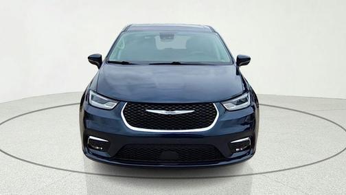 Fathom Blue Pearlcoat 2023 Chrysler Pacifica Touring-L