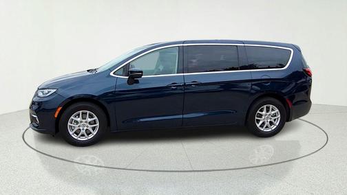 Fathom Blue Pearlcoat 2023 Chrysler Pacifica Touring-L