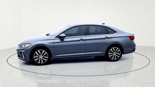 Platinum Gray Metallic 2025 Volkswagen Jetta 1.5T SE