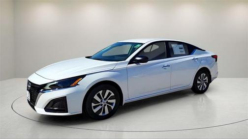 2025 Nissan Altima S