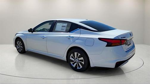 2025 Nissan Altima S