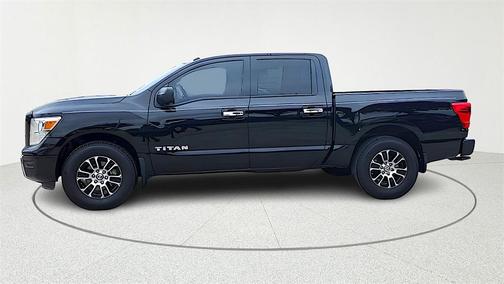 2021 Nissan Titan SV