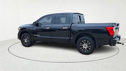 2021 Nissan Titan SV