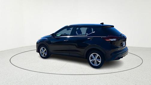 2022 Nissan Kicks S