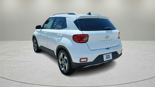 2022 Hyundai VENUE SEL