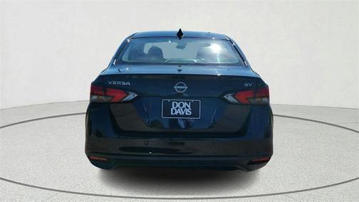 2023 Nissan Versa 1.6 SV