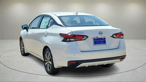 Aspen White 2025 Nissan Versa 1.6 SV