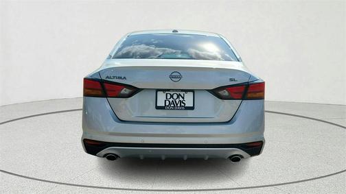 2025 Nissan Altima SL