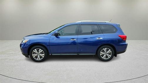 2017 Nissan Pathfinder SL