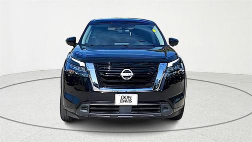 2024 Nissan Pathfinder S