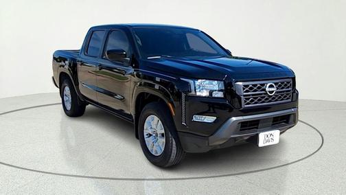Black 2024 Nissan Frontier SV
