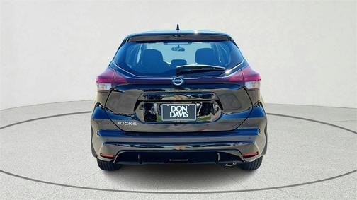 2023 Nissan Kicks S