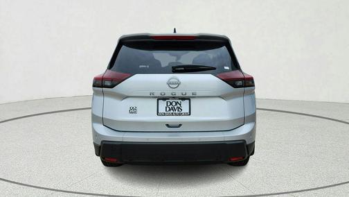 Brilliant Silver Metallic 2025 Nissan Rogue S