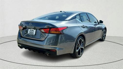 2025 Nissan Altima SR