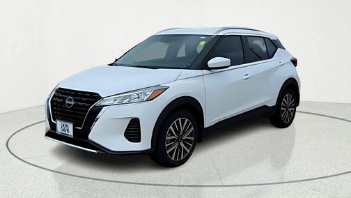 Fresh Powder 2024 Nissan Kicks SV