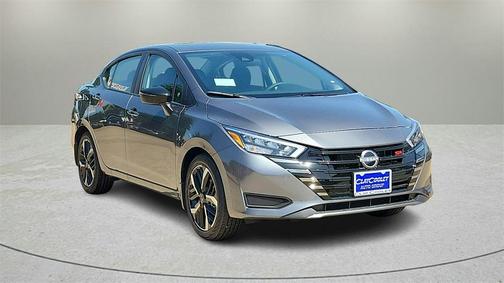 2025 Nissan Versa 1.6 SR