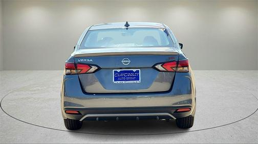 2025 Nissan Versa 1.6 SR