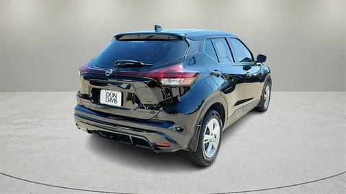 2023 Nissan Kicks S