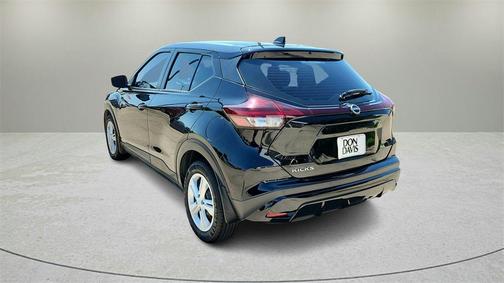 2023 Nissan Kicks S