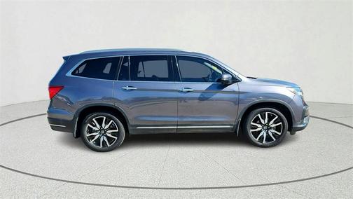 2019 Honda Pilot Touring 7-Passenger