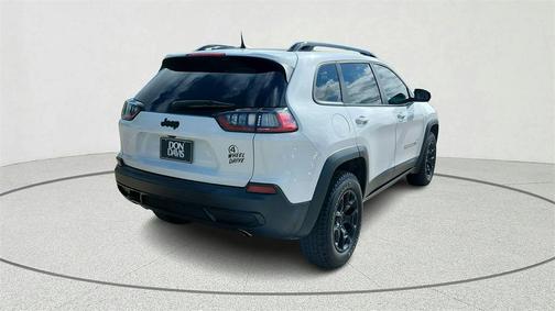 2022 Jeep Cherokee X