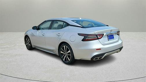 2023 Nissan Maxima SV