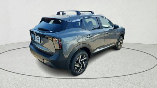 Gun Metallic 2027 Nissan Kicks SV
