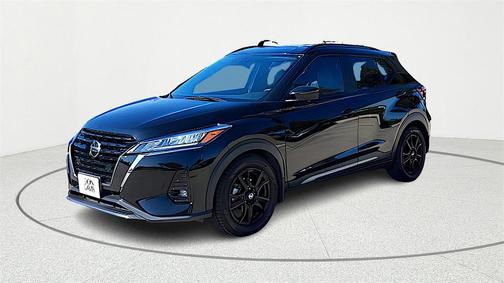 2021 Nissan Kicks SR