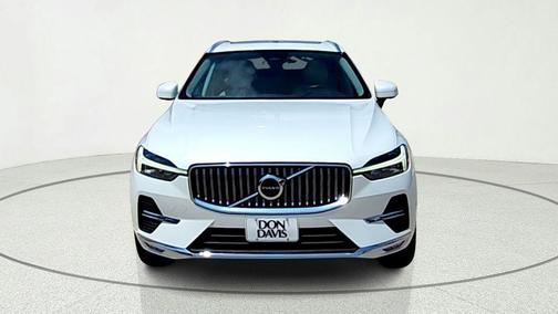 White 2023 Volvo XC60 B5 Plus Bright Theme