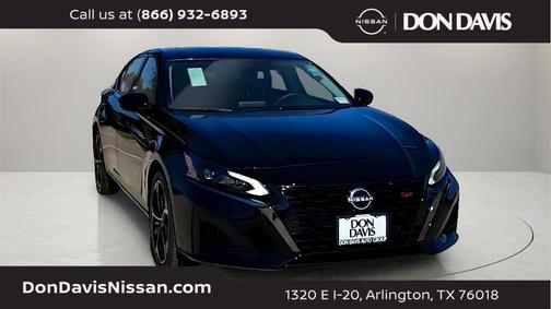 2025 Nissan Altima SR