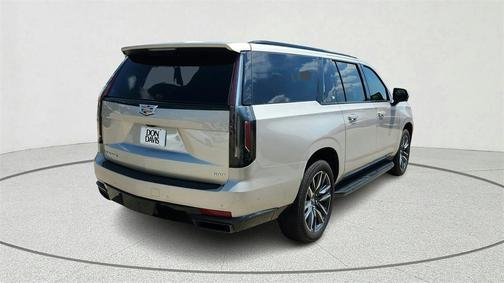 2022 Cadillac Escalade ESV Sport Platinum
