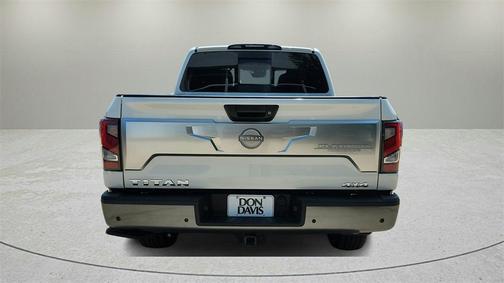 2024 Nissan Titan Platinum Reserve