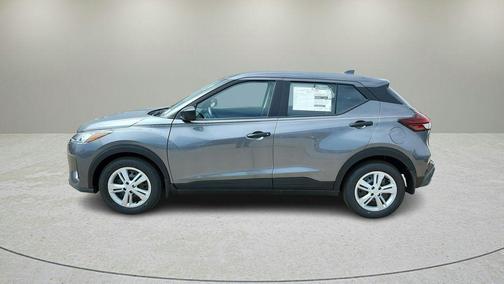Gun Metallic 2025 Nissan Kicks Play S