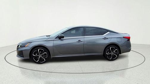 Gun Metallic 2023 Nissan Altima 2.5 SR