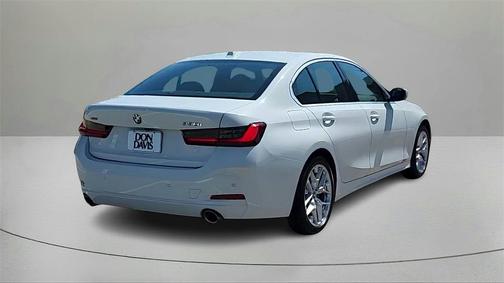 2025 BMW 330 i xDrive